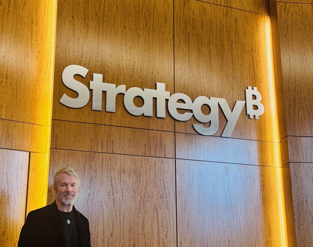 MicroStrategy, Led by Michael Saylor, Faces Class Action Over  Multibillion-Dollar Bitcoin Investment Loss - 