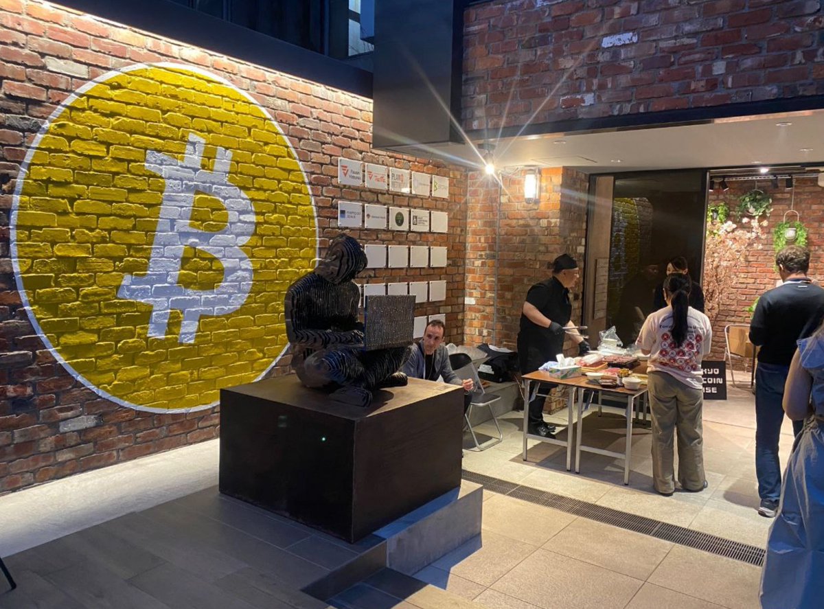 Third Statue of Bitcoin Creator Satoshi Nakamoto Unveiled in Tokyo  Following Installations in Switzerland and El Salvador - 